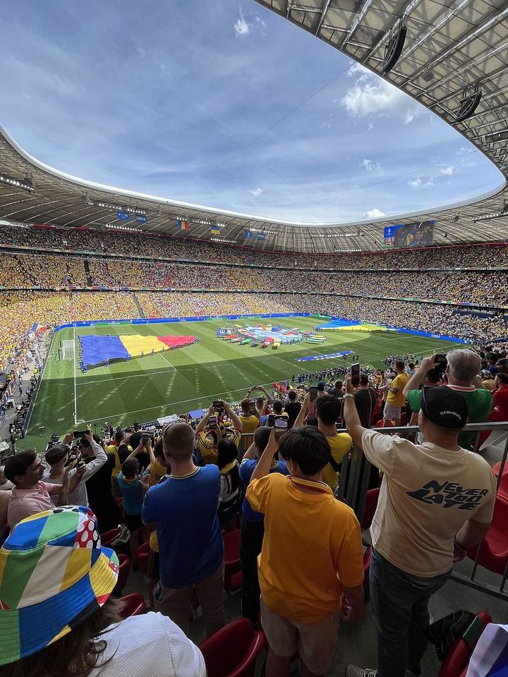时时彩 · 草甸赛照（资料示意）
